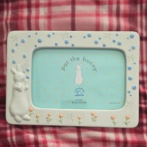 4x6 Pat The Bunny Picture Frame